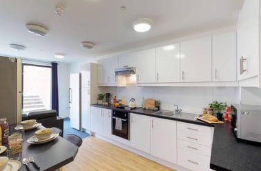 West Park Place, Haymarket, Edinburgh - Image 3